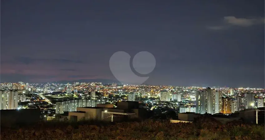 Terreno à venda na Rua Plínio de Almeida, 380, Jardim Vila São Domingos, Sorocaba
