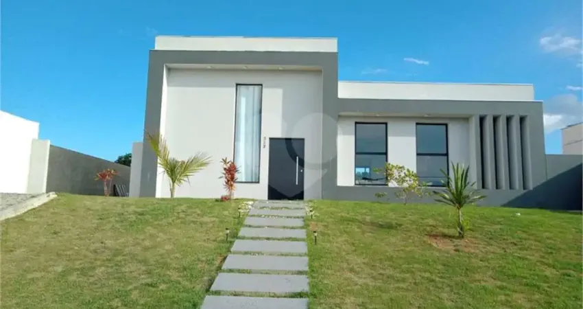 Casa  à venda com 3 quartos, sendo 1 suíte,  no condomínio village ipanema ii, araçoiaba da serra - sp