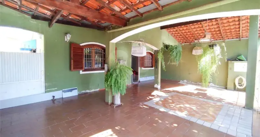 Casa com 3 quartos à venda na Rua Orestes Ângelo Colo, 225, Jardim São Marcos, Sorocaba