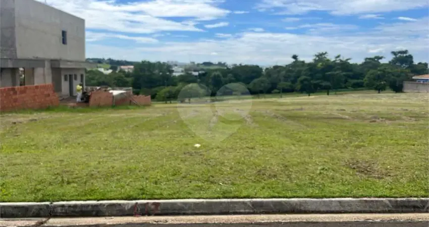 Terreno à venda no condomínio Village Saint Charbel, Araçoiaba Da Serra - SP