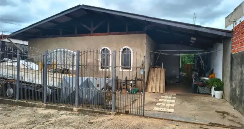 Casa com 3 quartos à venda na Viela Farail Antônio Mathilde, Jardim Refúgio, Sorocaba