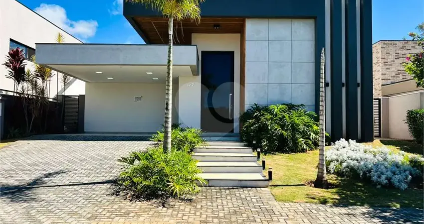 Casa à venda ou para alugar com 3 quartos, sendo 3 suítes, no condomínio Alphaville Nova Esplanada 3, Votorantim - SP