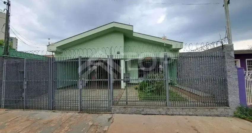 CASA COM 3 DORMITORIOS EM FRENTE AO KARTODROMO, PROXIMO A USP