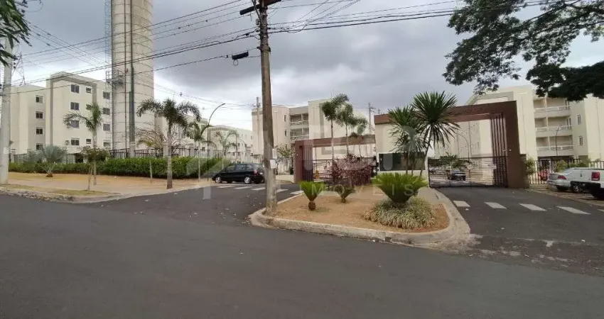 Lindo Apartamento para Locacao em condominio fechado, com moveis planejados em todos os comodos, sala com sacada.