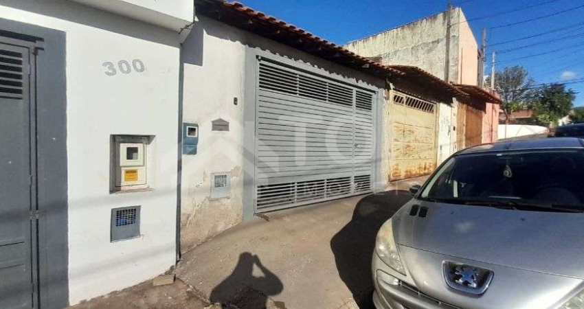Casa de 2 dormitorios para vendas no bairro Cidade Aracy II