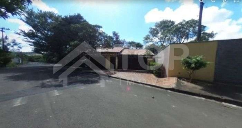 Conheca esse lindo imovel de esquina, no Jardim Belvedere, com 3 dormitorios, com 3 suites, com area gourmet e piscina