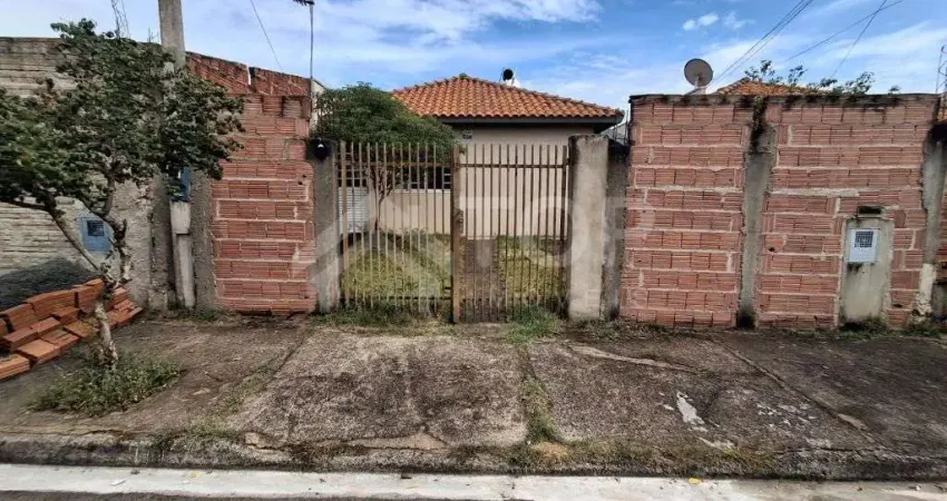 Casa de 2 dormitorios no Lot. Res. Eduardo Abdelnur