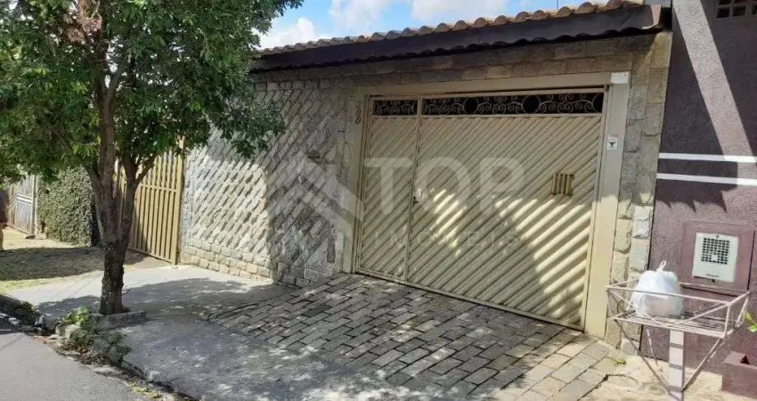 Excelente casa  de  3 dormitorios com 1 suite no bairro Cidade Aracy II