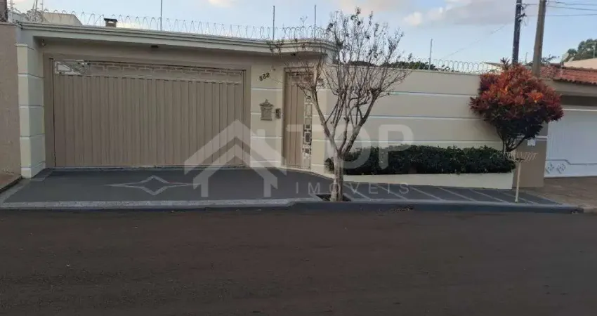 Lindo imovel de 3 dormitorios, com 1 suite, repleta de armarios e area gourmet com churrasqueira no Res. Planalto Paraiso