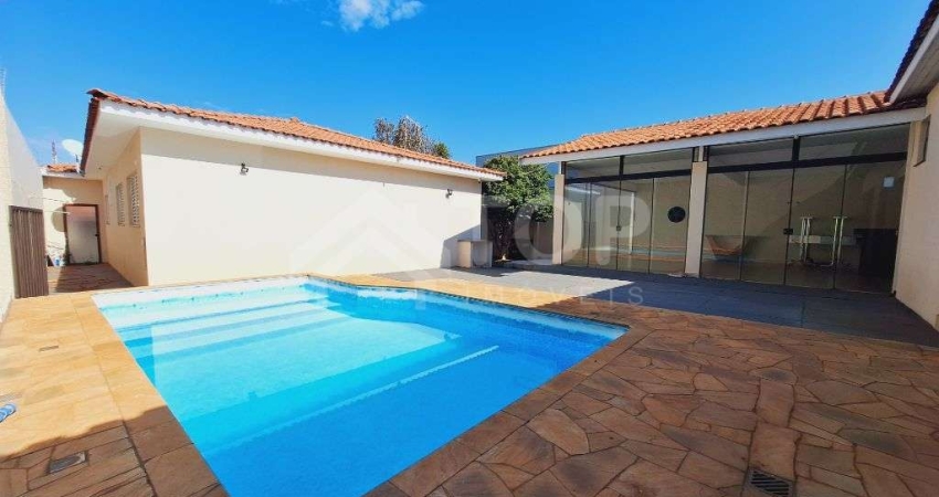 Casa com 3 quartos para alugar na Vila Costa do Sol, São Carlos 