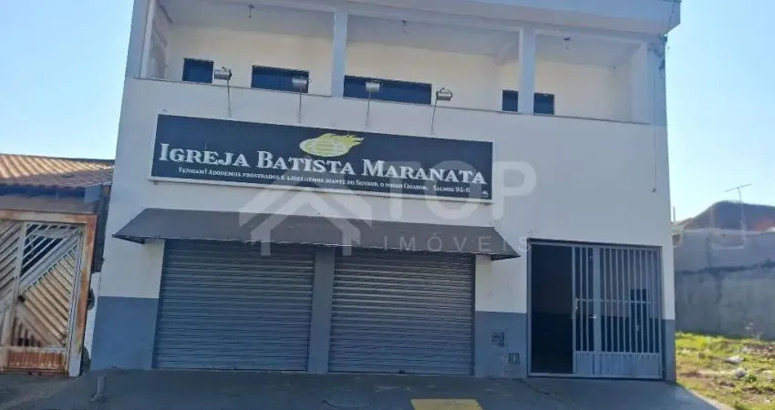 Excelente imovel comercial com casa no piso superior com 3 dormitorios, com 1 suite no bairro Cidade Aracy.