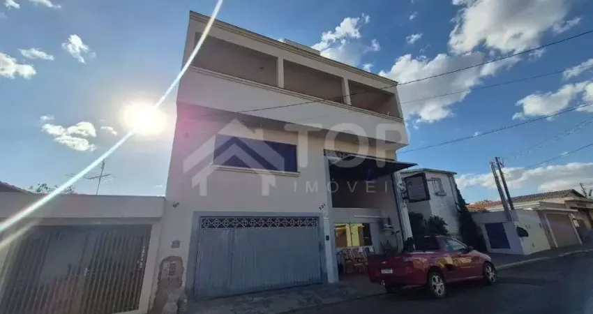 Sobrado para alugar na Vila Brasilia em Sao Carlos: 3 dormitorios, suite e churrasqueira
