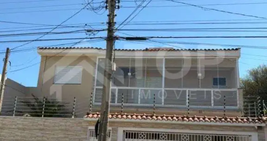Luxuoso sobrado de 3 dormitorios com piscina aquecida na vila prado - sao carlos