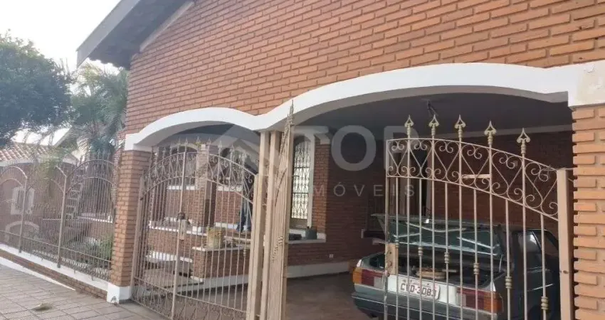 Excelente casa de 3 dormitorios com 1 suite e churrasqueira no bairro centreville