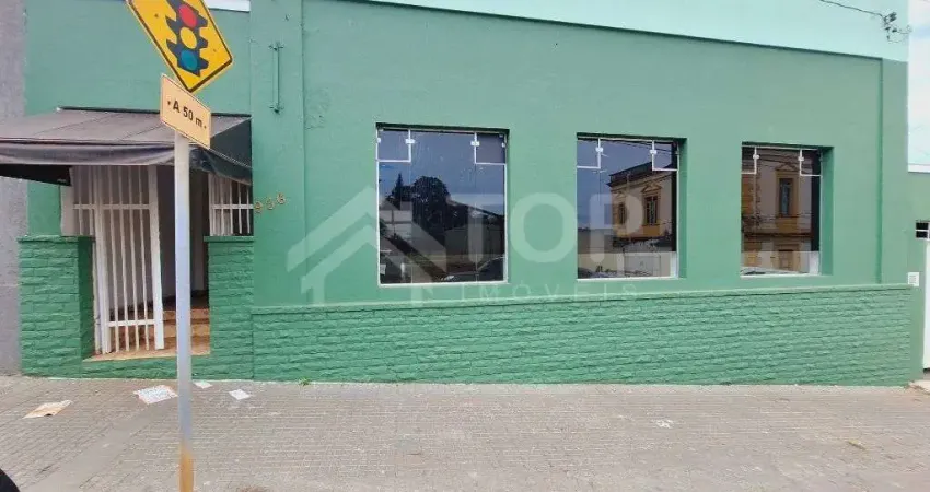 Casa comercial com 5 salas para alugar no Centro, São Carlos 