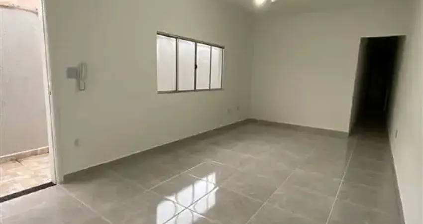 Casa com 3 dormitórios à venda, 110 m² por R$ 750.000 - Vila Guilhermina - Praia Grande/SP