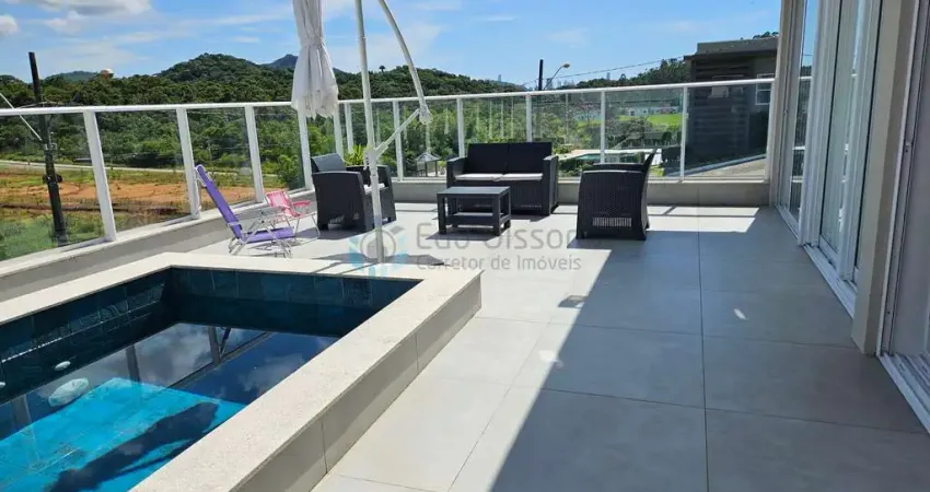 Casa com 3 quartos à venda na avenida Joaquim garcia, Rio do Meio, Camboriú