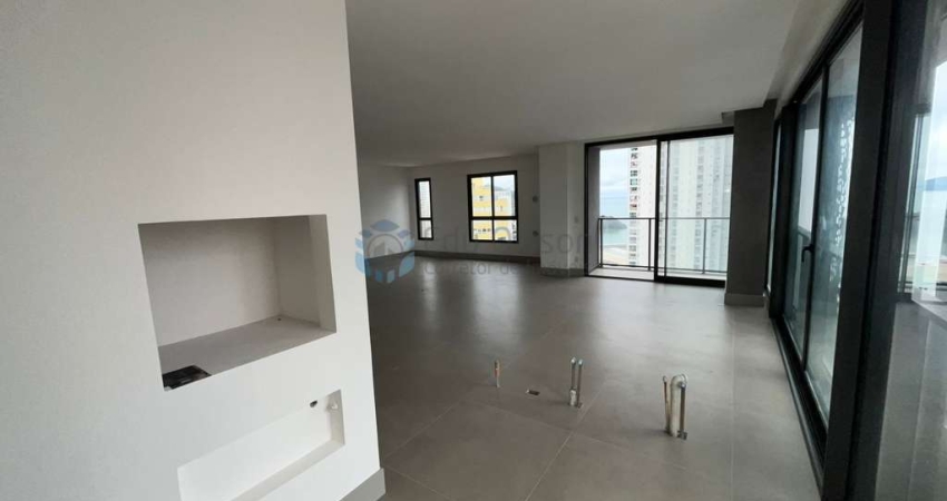Apartamento à venda no bairro Pioneiros - Balneário Camboriú/SC