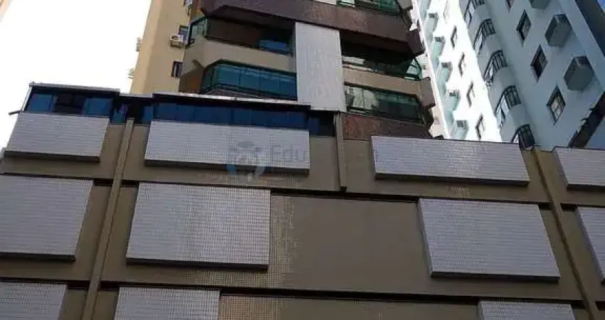 Locação temporada - apartamento com área externa em centro, balneário camboriú/sc