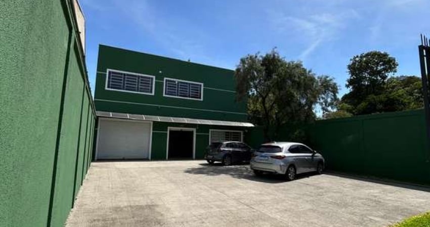 Barracão mobiliado com 363 m² privativos por R$ 1.800.000 - Santa Felicidade - Curitiba/PR