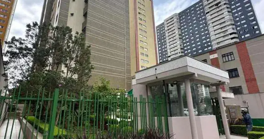 Apartamento de de 2 quartos à venda na avenida silva jardim em curitiba.