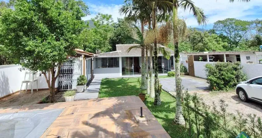 Casa com 2 quartos à venda na Rua Dona Chica, 123, Praia de Fora, Palhoça