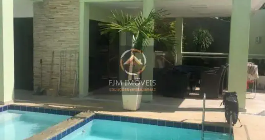 Casa em Camboinhas  -  Niterói
