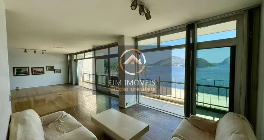Apartamento de luxo em Icaraí - Niterói com 200m², 3 quartos e 2 banheiros por R$ 2.7 milhões para venda.