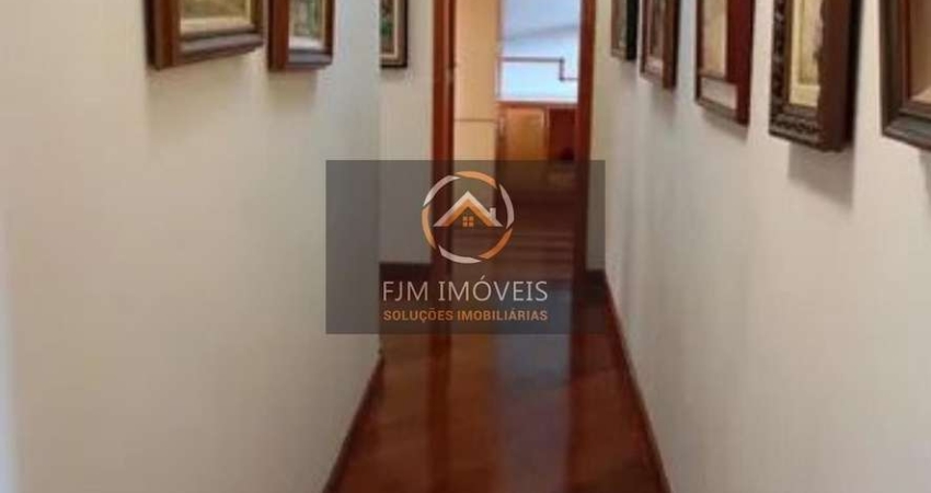Casa em Piratininga, Niterói: Venda por R$ 3.500.000