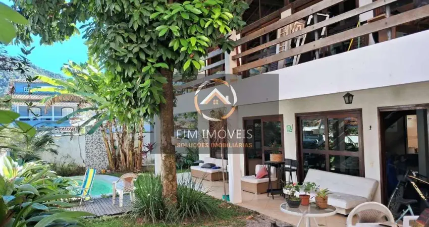 Casa à Venda em Piratininga, Niterói: 3 Dormitórios, R$850k