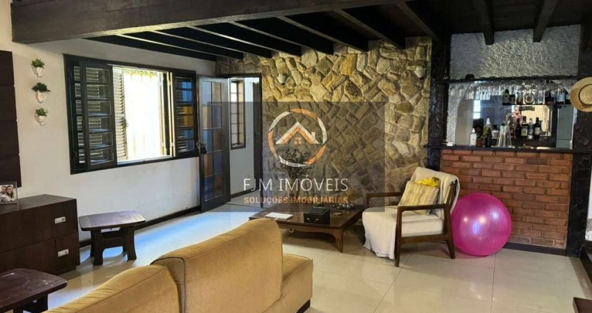 Casa à Venda em Piratininga - 3 Dorms, 1 Suíte, R$890 mil