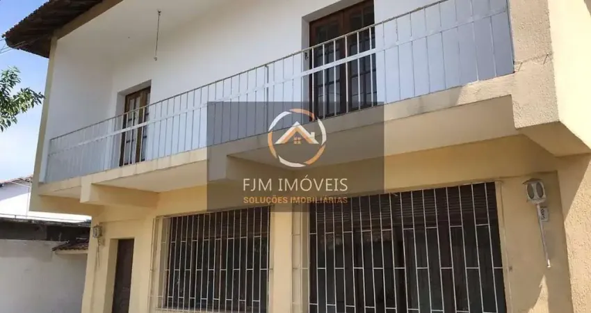 Casa à Venda em Piratininga - Niterói: 8 Dormitórios, R$890k