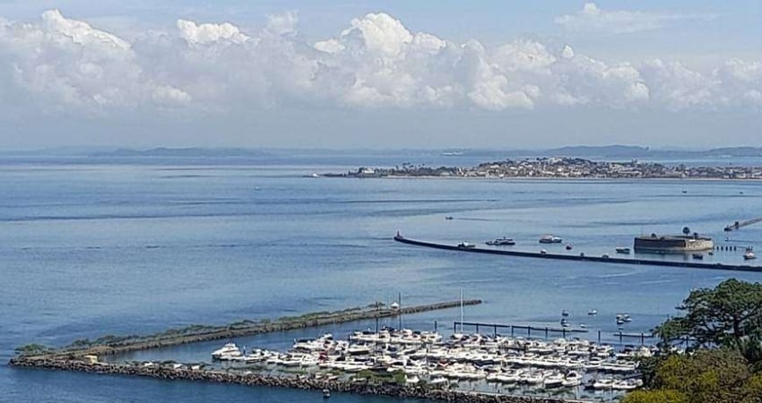 Apartamento 2/4 vista Bahia de todos os Santos no Campo Grande - Salvador - BA