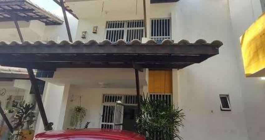 Casa de condomínio para venda tem 130 metros quadrados com 4 quartos em Stella Maris - Salvador - BA