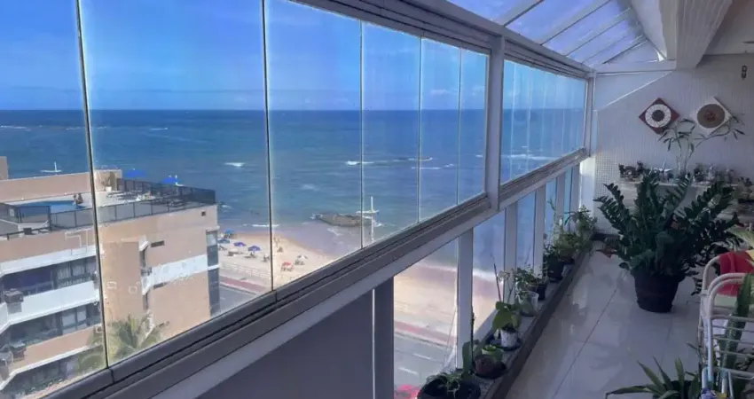 Cobertura 2 suítes na Pituba com piscina frente mar