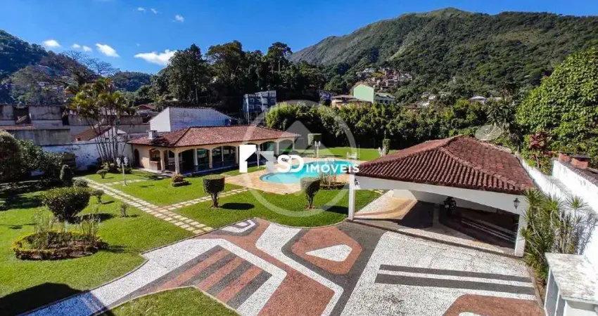 Casa com 5 quartos a venda, 3900metros de terreno plano, 5 minutos da feirinha, teresópolis/rj codigo: 65360