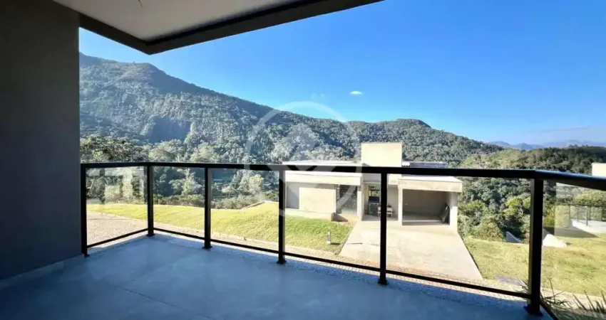 Casa duplex, 2 quartos em condomínio, bairro posse. teresópolis-rj codigo: 76435