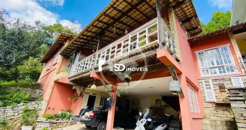 Excelente casa dentro de condomínio, próximo a todo comércio e escolas codigo: 65207