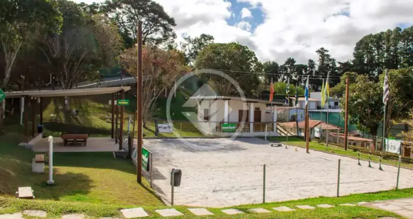 Pousada montada com área de 5.200m2 próxima ao centro, com 9 suítes mobiliadas. codigo: 69889