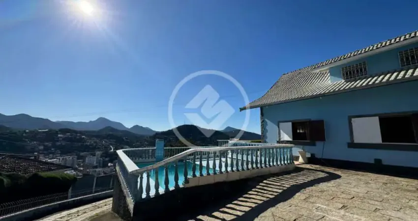 Excelente casa fora de condomínio, próxima ao centro, com belíssima vista para dedo de deus codigo: 65408