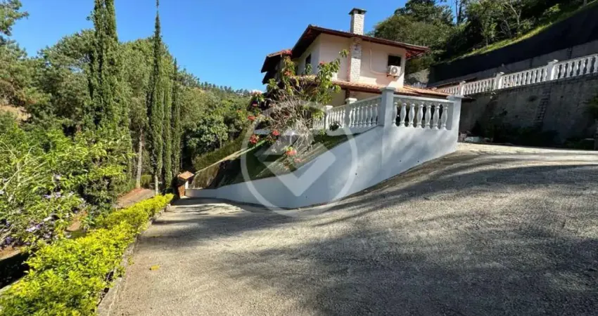 Casa em condomínio fechado com 4 quartos à venda na Rua das Copaíbas, 321, Albuquerque, Teresópolis