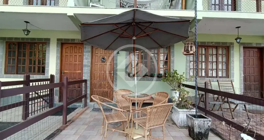 Casa com 3 quartos, sendo 1 suíte à venda por r$ 400.000,00 no bairro panorama , teresópolis / rj codigo: 146157