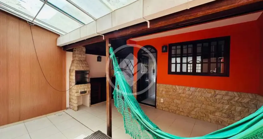 Casa em condomínio, 2 quartos, area gourmet com hidro privativa, 60m, centro, teresópolis/rj codigo: 100195