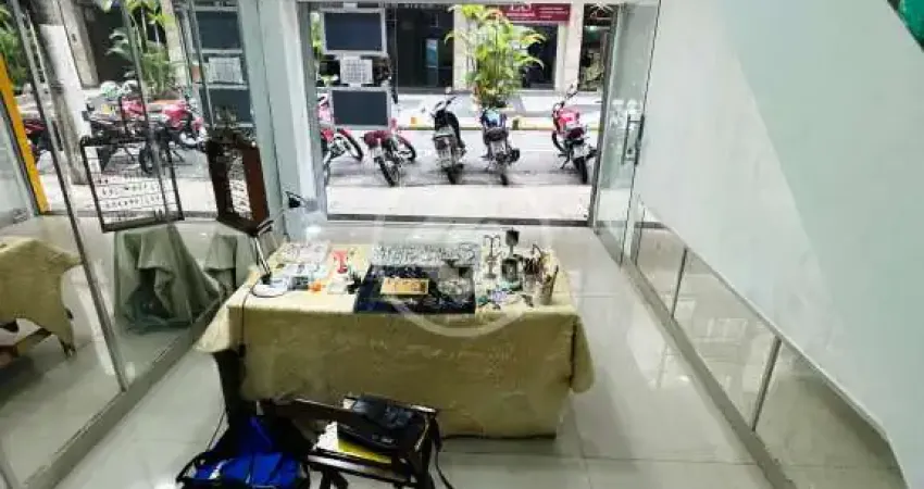 Loja com 43 m², à venda por r$ 650.000,00 e locação, por 4.000,00. várzea-teresópolis/rj. codigo: 75553