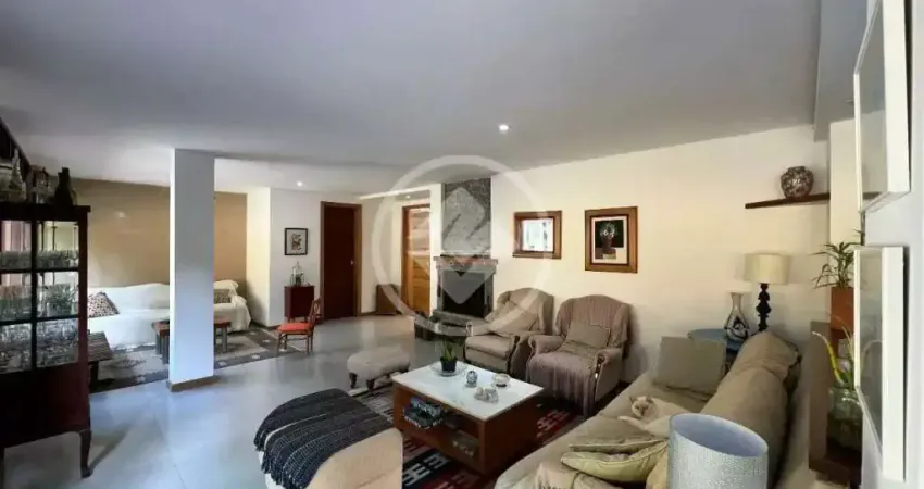 Casa em condomínio à venda, 5 quartos, 5 suítes, 3 vagas, três córregos. teresópolis-rj. codigo: 148804