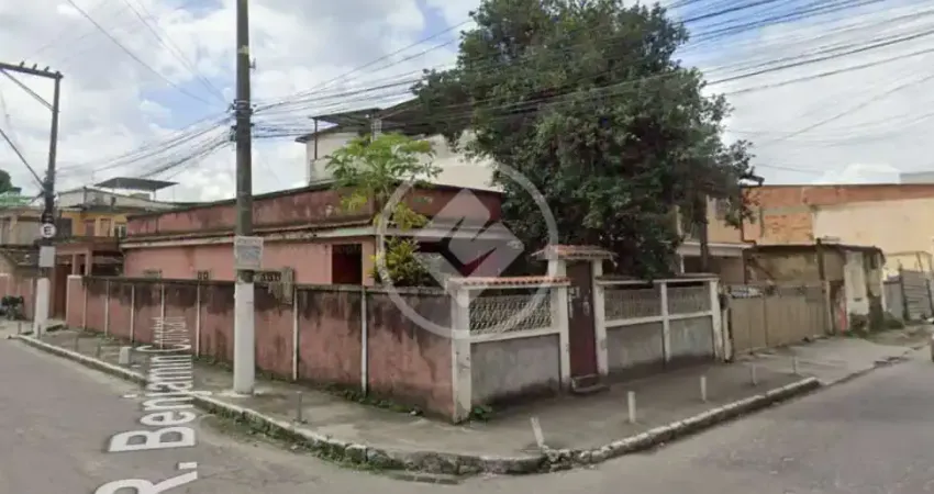 Casa com 2 quartos à venda na Artur Rodrigues Loivos, 58, Piabetá (Inhomirim), Magé