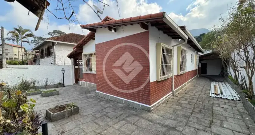 Casa à venda, 3 quartos, 2 suítes, 4 vagas, jardim cascata - teresópolis/rj codigo: 131054