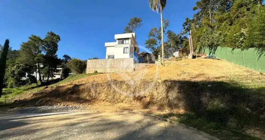 Terreno em condomínio à venda, com 272m2 em condomínio fechado. codigo: 100740