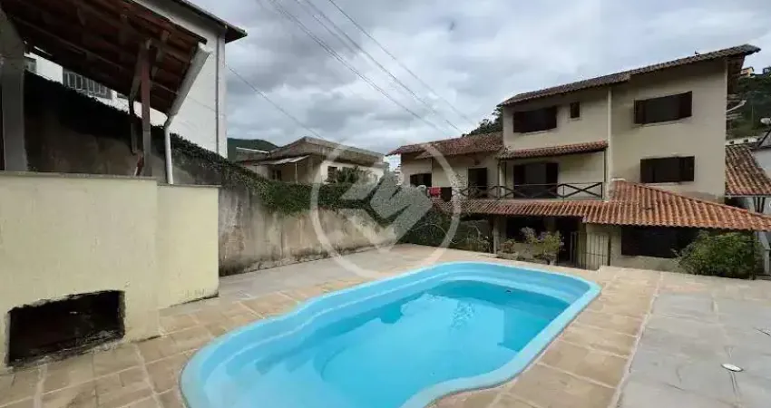 Casa à venda, 8 quartos, 2 vagas, tijuca - teresópolis/rj codigo: 133851
