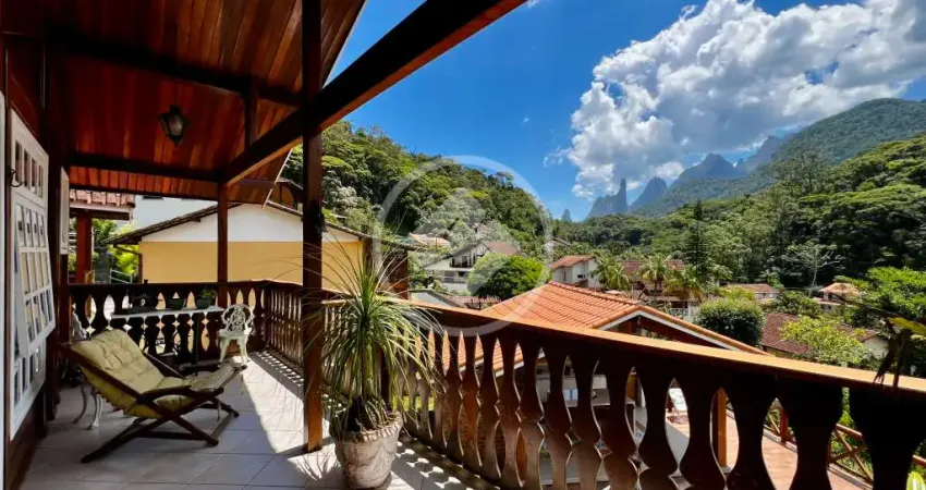 Casa com 5 quartos, 250m² - à venda por r$ 1.650.000 - comary - teresópolis/rj codigo: 157257